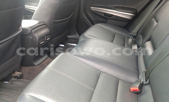 Acheter Occasion Voiture Honda Crosstour Blanc à Cotonou, Benin Acheter Occasion Voiture Honda Crosstour Blanc à Cotonou, Benin