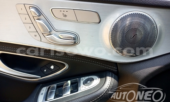 Acheter Occasion Voiture Mercedes-Benz C–Class Gris à Cotonou, Benin Acheter Occasion Voiture Mercedes-Benz C–Class Gris à Cotonou, Benin