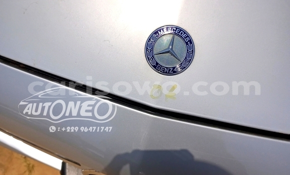 Acheter Occasion Voiture Mercedes-Benz C–Class Gris à Cotonou, Benin Acheter Occasion Voiture Mercedes-Benz C–Class Gris à Cotonou, Benin