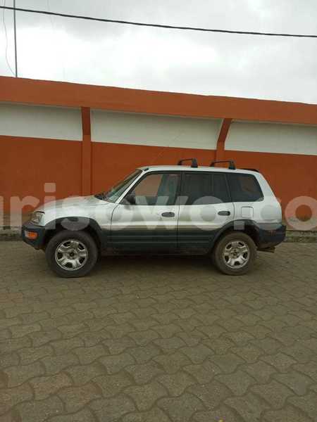 Big with watermark toyota rav4 benin cotonou 15041