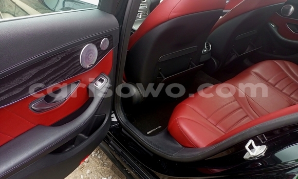 Sayi Na hannu Mercedes-Benz C–Class Black Mota in Cotonou a Benin Sayi Na hannu Mercedes-Benz C–Class Black Mota in Cotonou a Benin