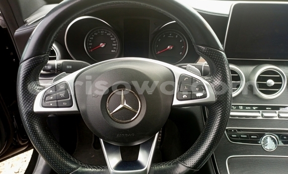 Sayi Na hannu Mercedes-Benz C–Class Black Mota in Cotonou a Benin Sayi Na hannu Mercedes-Benz C–Class Black Mota in Cotonou a Benin