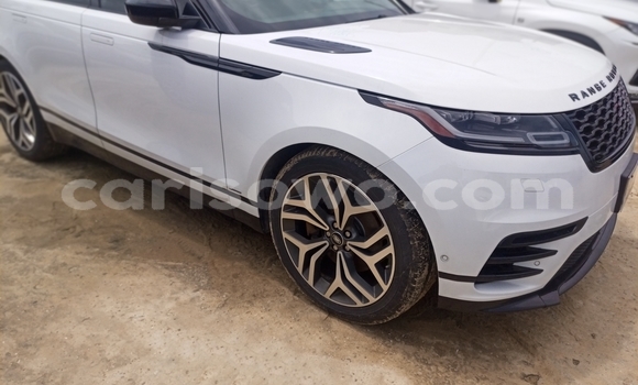Sayi Na hannu Land Rover Range Rover Velar White Mota in Cotonou a Benin Sayi Na hannu Land Rover Range Rover Velar White Mota in Cotonou a Benin