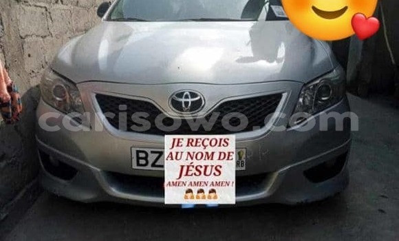 Ra Àlòkù Toyota Camry Silver Ọkọ̀ in Cotonou ni Benin Ra Àlòkù Toyota Camry Silver Ọkọ̀ in Cotonou ni Benin
