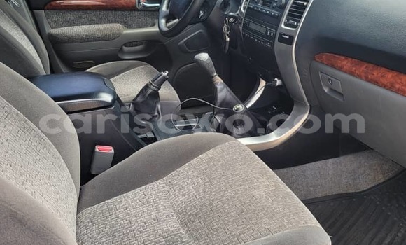 Ra Àlòkù Toyota Land Cruiser Prado Silver Ọkọ̀ in Cotonou ni Benin Ra Àlòkù Toyota Land Cruiser Prado Silver Ọkọ̀ in Cotonou ni Benin