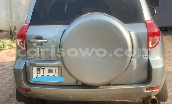 Acheter Occasion Voiture Toyota RAV4 Vert à Cotonou, Benin