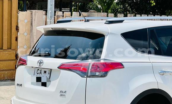 Ra Àlòkù Toyota RAV4 Miiran Ọkọ̀ in Cotonou ni Benin Ra Àlòkù Toyota RAV4 Miiran Ọkọ̀ in Cotonou ni Benin