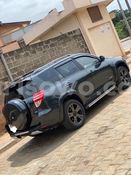 Big with watermark toyota corolla benin abomey calavi 15070