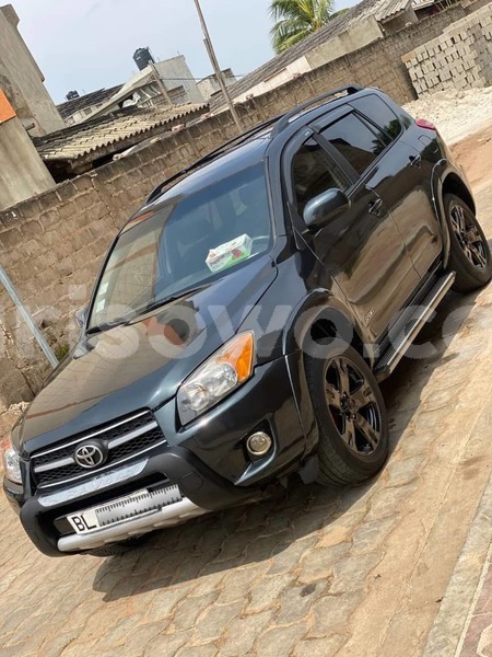 Big with watermark toyota corolla benin abomey calavi 15070