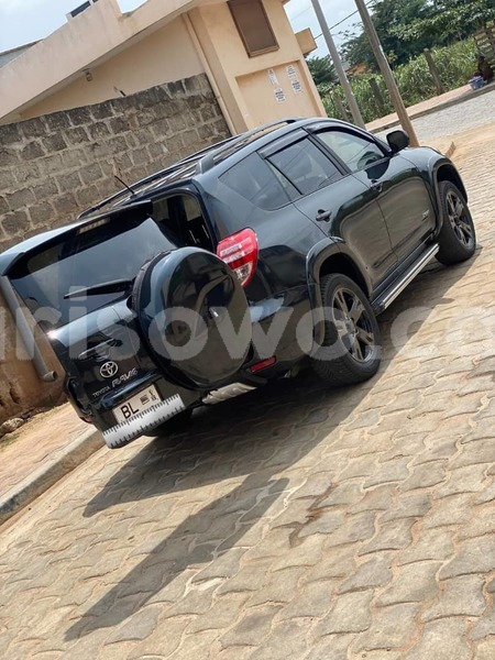 Big with watermark toyota corolla benin abomey calavi 15070