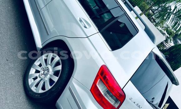 Ra Àlòkù Mercedes-Benz GLK–Class funfun Ọkọ̀ in Cotonou ni Benin Ra Àlòkù Mercedes-Benz GLK–Class funfun Ọkọ̀ in Cotonou ni Benin