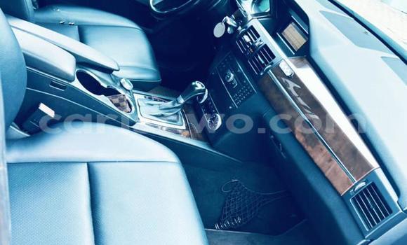 Ra Àlòkù Mercedes-Benz GLK–Class funfun Ọkọ̀ in Cotonou ni Benin Ra Àlòkù Mercedes-Benz GLK–Class funfun Ọkọ̀ in Cotonou ni Benin