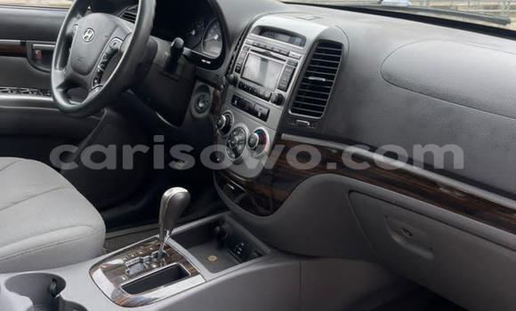 Acheter Occasion Voiture Hyundai Santa Fe Gris à Cotonou, Benin Acheter Occasion Voiture Hyundai Santa Fe Gris à Cotonou, Benin