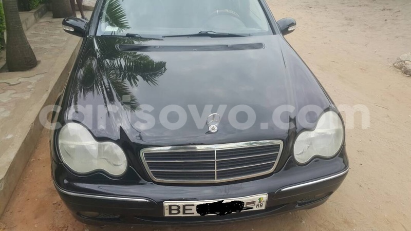 Big with watermark mercedes 4matic 1