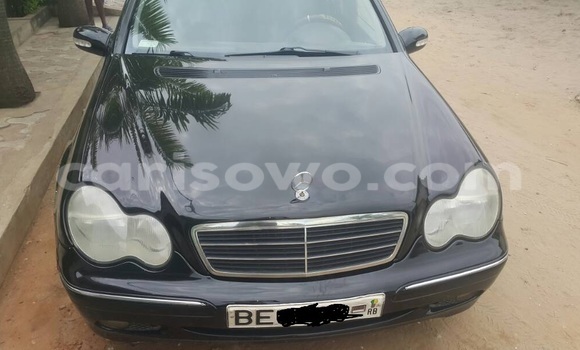 Acheter Occasion Voiture Mercedes‒Benz C-Class Noir à Cotonou au Benin Acheter Occasion Voiture Mercedes‒Benz C-Class Noir à Cotonou au Benin