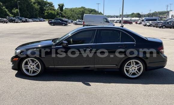 Acheter Import Voiture Mercedes-Benz C–Class Noir à Grand Popo, Mono Acheter Import Voiture Mercedes-Benz C–Class Noir à Grand Popo, Mono