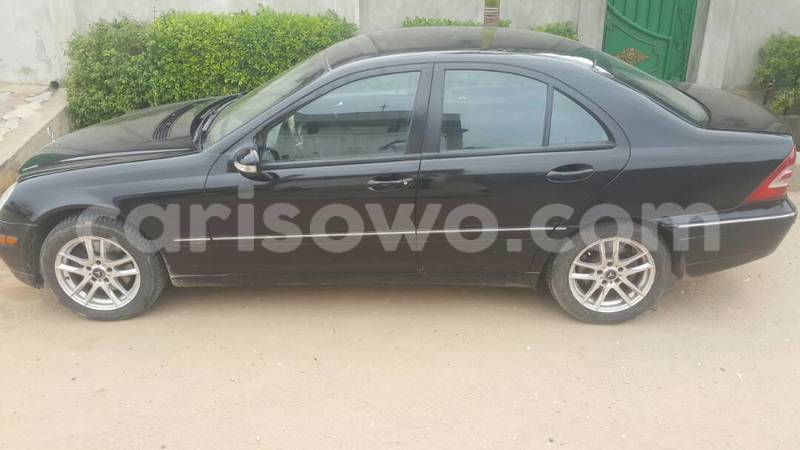 Big with watermark mercedes 4matic 6