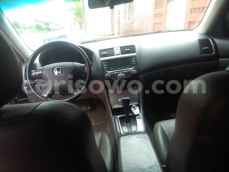 Big with watermark honda accord benin cotonou 15105