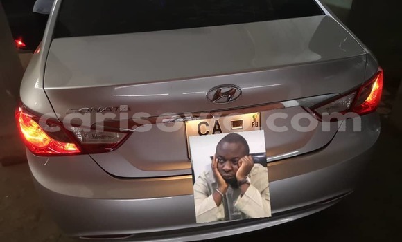 Acheter Occasion Voiture Hyundai Sonata Gris à Cotonou, Benin Acheter Occasion Voiture Hyundai Sonata Gris à Cotonou, Benin