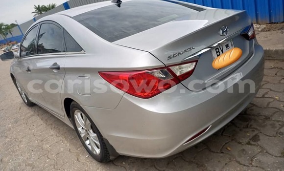 Acheter Occasion Voiture Hyundai Sonata Gris à Cotonou, Benin