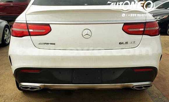 Acheter Occasion Voiture Mercedes-Benz GLE Coupe Blanc à Cotonou, Benin Acheter Occasion Voiture Mercedes-Benz GLE Coupe Blanc à Cotonou, Benin