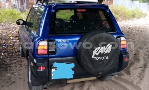 Buy Used Toyota RAV4 Blue Car in Cotonou in Benign