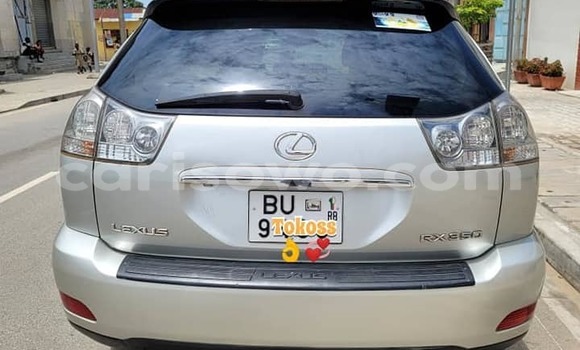 Acheter Occasion Voiture Lexus RX 330 Gris à Cotonou, Benin Acheter Occasion Voiture Lexus RX 330 Gris à Cotonou, Benin