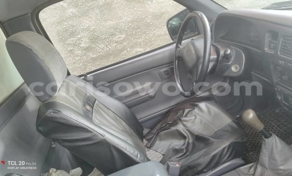 Sayi Na hannu Toyota Hilux White Mota in Cotonou a Benin Sayi Na hannu Toyota Hilux White Mota in Cotonou a Benin