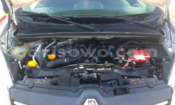 Ra Àlòkù Renault Kangoo funfun Ọkọ̀ in Cotonou ni Benin Ra Àlòkù Renault Kangoo funfun Ọkọ̀ in Cotonou ni Benin