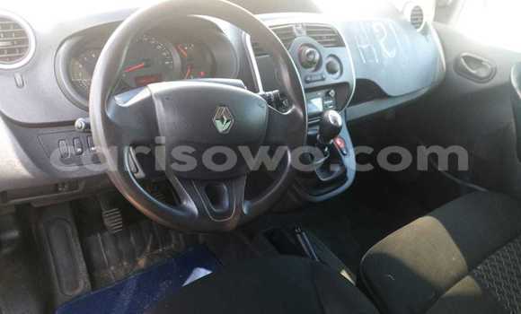 Ra Àlòkù Renault Kangoo funfun Ọkọ̀ in Cotonou ni Benin Ra Àlòkù Renault Kangoo funfun Ọkọ̀ in Cotonou ni Benin