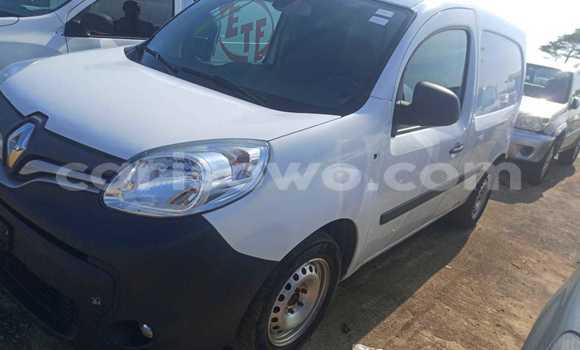 Ra Àlòkù Renault Kangoo funfun Ọkọ̀ in Cotonou ni Benin Ra Àlòkù Renault Kangoo funfun Ọkọ̀ in Cotonou ni Benin