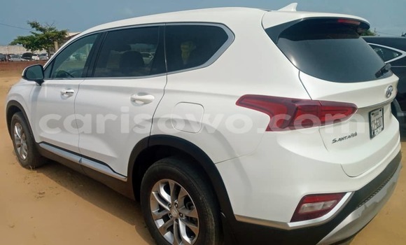 Acheter Neuf Voiture Hyundai Santa Fe Blanc à Cotonou, Benin Acheter Neuf Voiture Hyundai Santa Fe Blanc à Cotonou, Benin