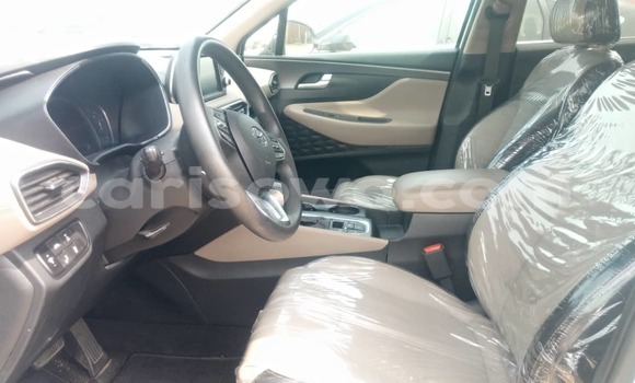 Acheter Neuf Voiture Hyundai Santa Fe Blanc à Cotonou, Benin Acheter Neuf Voiture Hyundai Santa Fe Blanc à Cotonou, Benin