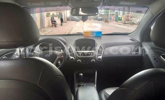 Ra Àlòkù Hyundai Tucson Silver Ọkọ̀ in Cotonou ni Benin Ra Àlòkù Hyundai Tucson Silver Ọkọ̀ in Cotonou ni Benin