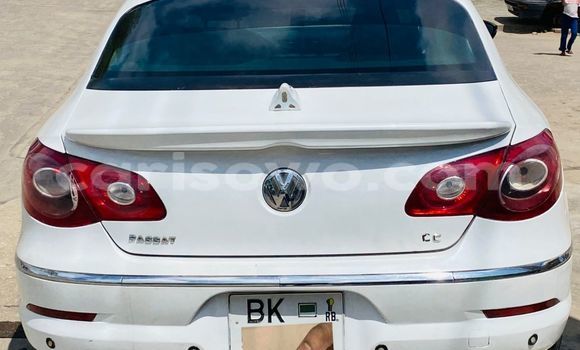 Buy Used Volkswagen Passat CC White Car in Abomey Calavi in Benign Buy Used Volkswagen Passat CC White Car in Abomey Calavi in Benign