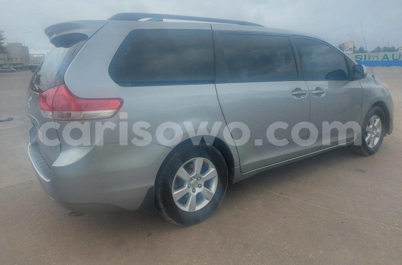 Big with watermark toyota rav4 benin cotonou 15227