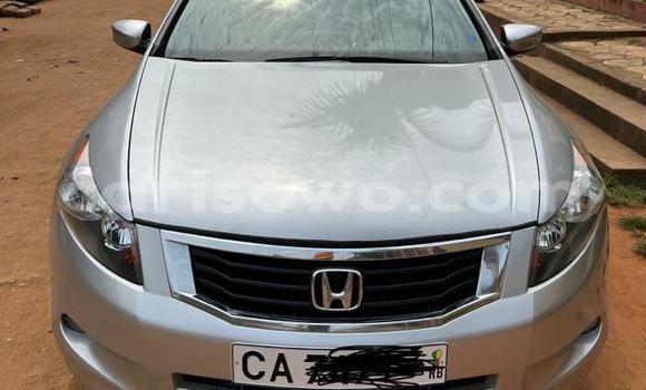 Ra Àlòkù Honda Accord Silver Ọkọ̀ in Porto Novo ni Benin