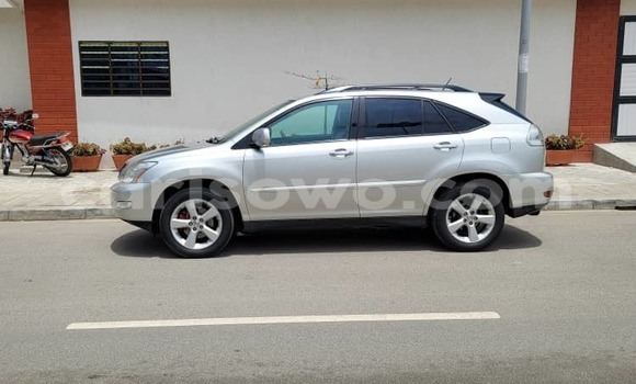 Buy Used Lexus RX 330 Silver Car in Abomey Calavi in Benign Buy Used Lexus RX 330 Silver Car in Abomey Calavi in Benign