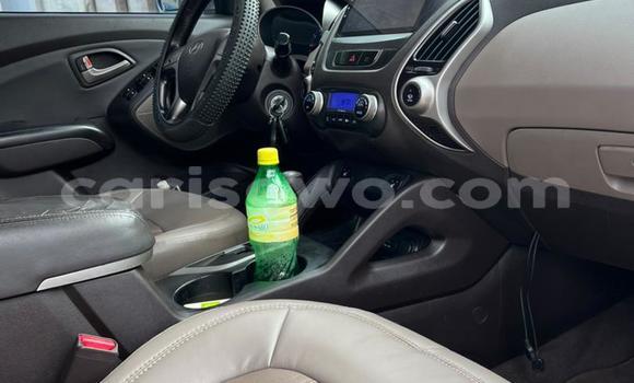 Sayi Na hannu Hyundai Tucson Blue Mota in Cotonou a Benin Sayi Na hannu Hyundai Tucson Blue Mota in Cotonou a Benin