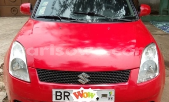 Acheter Occasion Voiture Suzuki Swift Rouge à Cotonou, Benin Acheter Occasion Voiture Suzuki Swift Rouge à Cotonou, Benin