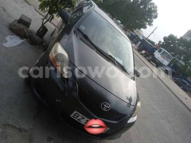 Big with watermark toyota yaris benin cotonou 15250