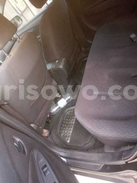 Big with watermark toyota yaris benin cotonou 15250