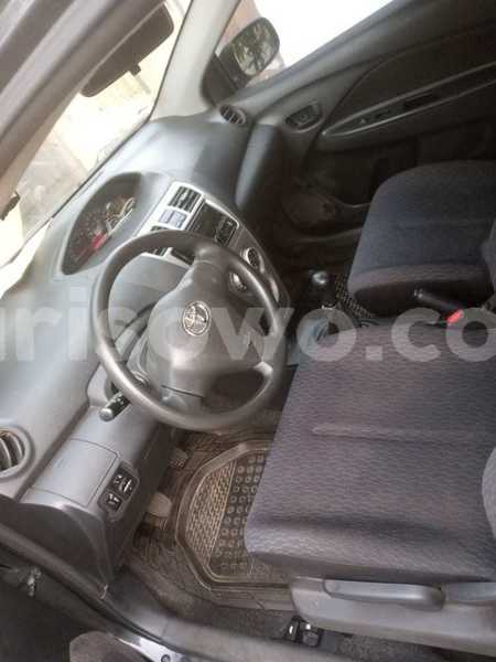 Big with watermark toyota yaris benin cotonou 15250