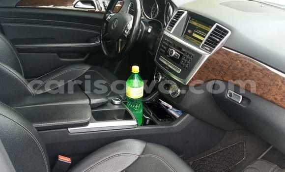 Sayi Na hannu Mercedes Viano Azurfa Mota in Cotonou a Benin Sayi Na hannu Mercedes Viano Azurfa Mota in Cotonou a Benin