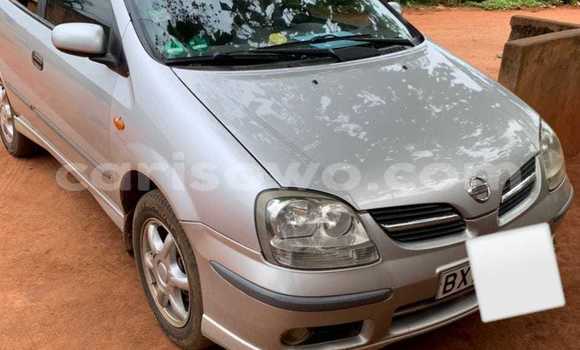 Sayi Na hannu Nissan Almera Azurfa Mota in Abomey Calavi a Benin
