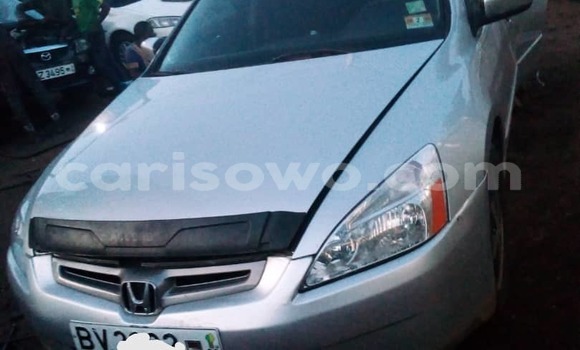 Sayi Na hannu Honda Accord Azurfa Mota in Abomey Calavi a Benin