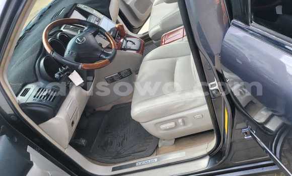 Sayi Na hannu Lexus RX 330 Azurfa Mota in Cotonou a Benin Sayi Na hannu Lexus RX 330 Azurfa Mota in Cotonou a Benin