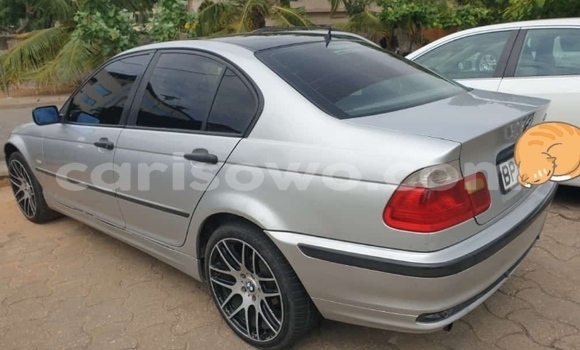 Sayi Na hannu BMW 315 Azurfa Mota in Cotonou a Benin