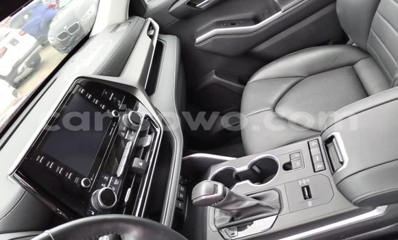 Acheter Occasion Voiture Toyota Highlander Rouge à Cotonou, Benin Acheter Occasion Voiture Toyota Highlander Rouge à Cotonou, Benin