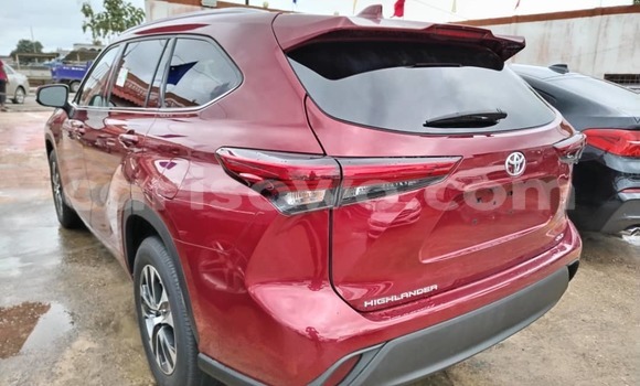 Acheter Occasion Voiture Toyota Highlander Rouge à Cotonou, Benin Acheter Occasion Voiture Toyota Highlander Rouge à Cotonou, Benin